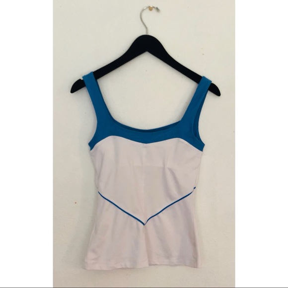 Nike Dry Fit Tank - Picture 2 of 4